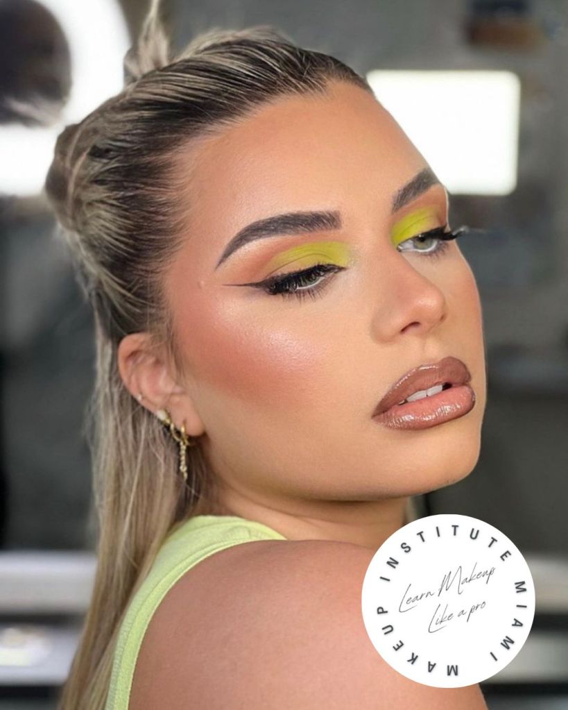 L&rsquo;école Makeup Institute Miami : La meilleure école de formation courte de maquillage du Sud-Est, avec des formations en petit&nbsp;comité